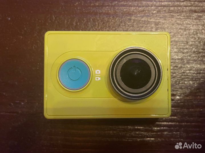 Экшн камера xiaomi yi