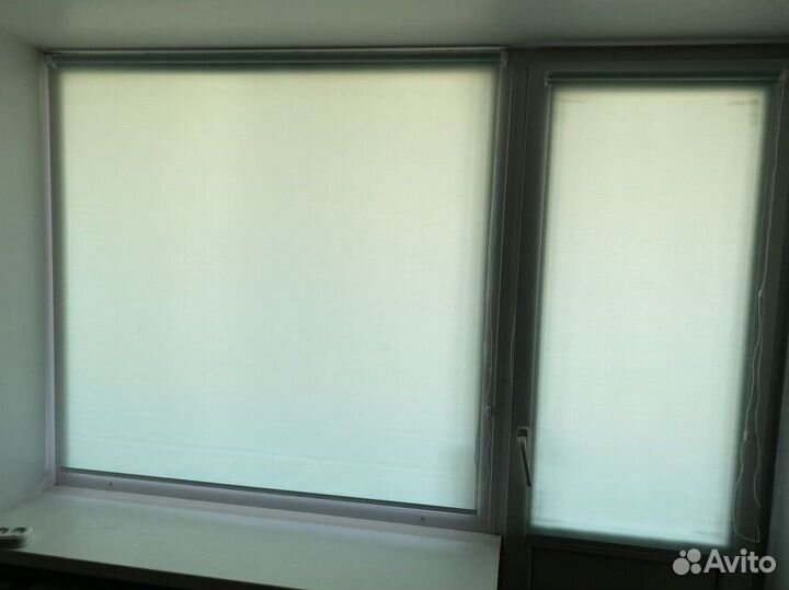 Рулонные шторы в коробе и с направляющими E7214