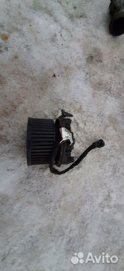 Моторчик печки Renault Logan