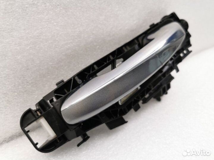 Ручка двери внешняя задняя левая Mercedes-Benz Glc