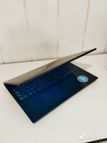 Lenovo для всех задач(ssd/Intel gold/ddr4,8гб