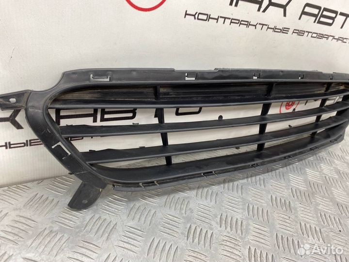 Б/У решетка бампера (радиатора ) передний Hyundai