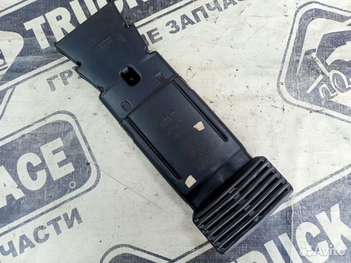 1425430 Воздуховод за кабиной Scania