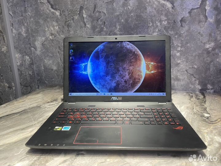 Asus / Intel Core i7 / Nvidia GTX 950M / ram 12gb