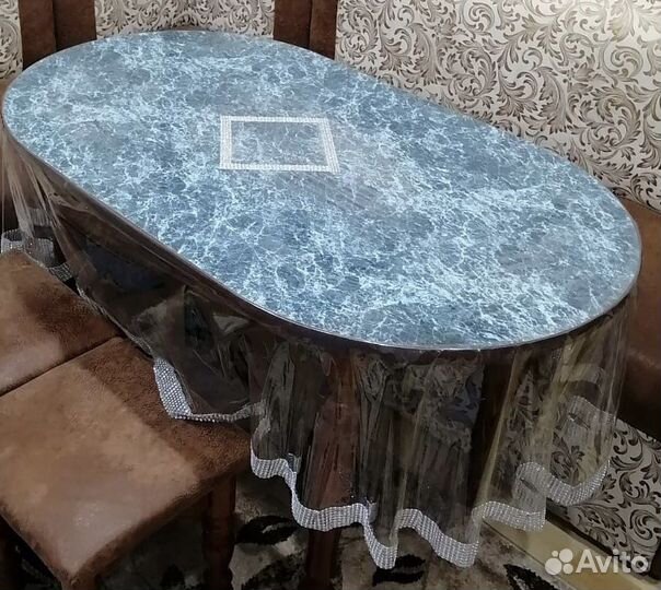 Кухонный стол