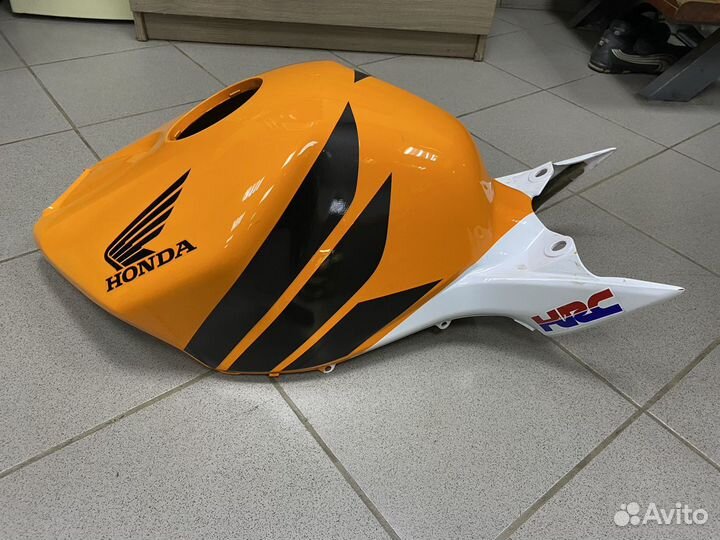 Honda cbr 1000 rr 2004 2007 Пластик repsol oem