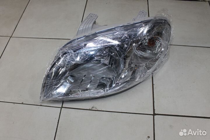 Фара левая Chevrolet Aveo t250 седан