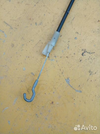 Тросик открывания двери Opel Astra H седан