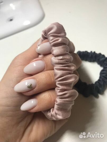 Резинка для волос из тенселя, ручной работы