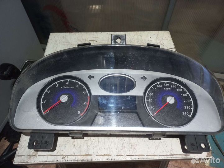 Щиток приборов Geely Emgrand Ec7 CVT