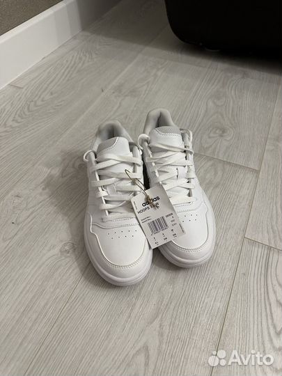 Кроссовки женские adidas 38 размер