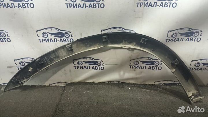 Накладка крыла задняя левая Kia Sorento XM 2.2L