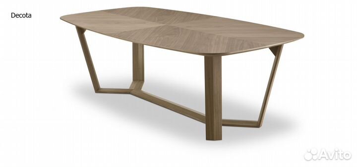 Стол обеденный из масива дерева