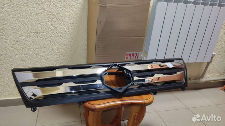 Решетка радиатора Suzuki vitara