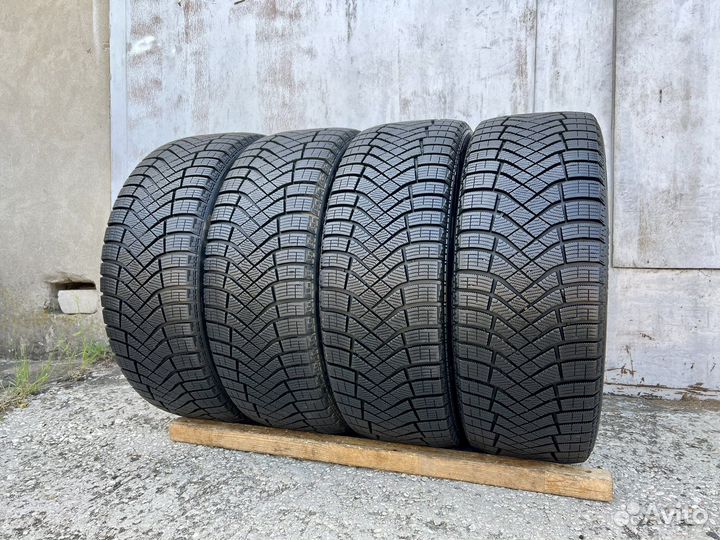 Pirelli Ice Zero FR 225/45 R19
