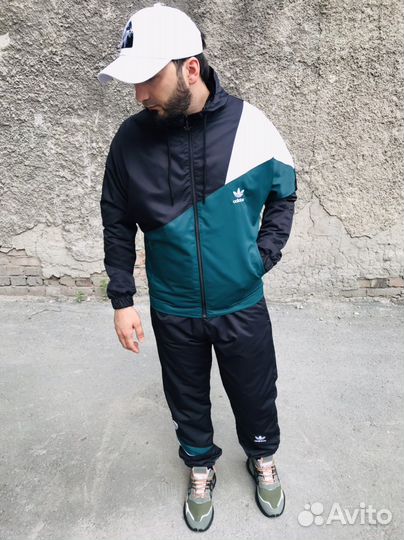 Мужской спортивный костюм Adidas