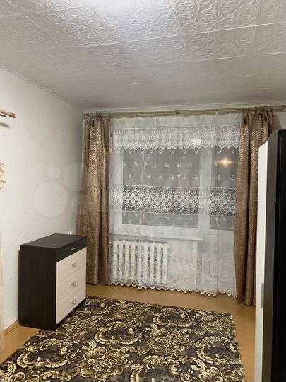 2-к. квартира, 42 м², 3/3 эт.