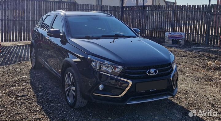 LADA Vesta Cross 1.8 МТ, 2019, 110 000 км