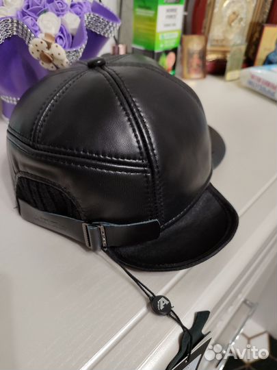 Бейсболка кожаная