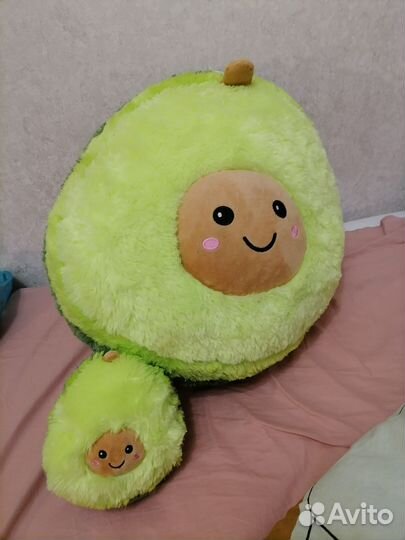 Плюшевый авокадо