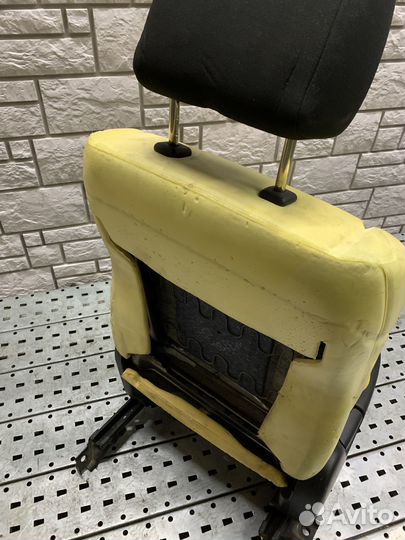 Mazda 3 BL 2009-2013 Сиденье переднее правое