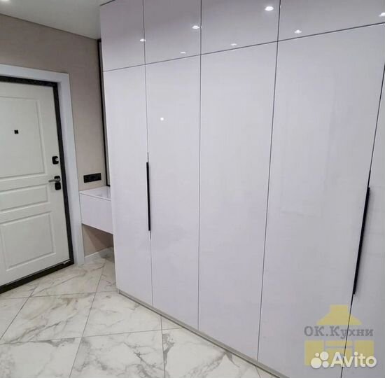 Шкафчик для ванной