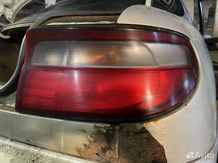 Задние фонари Тойота карина улыбка