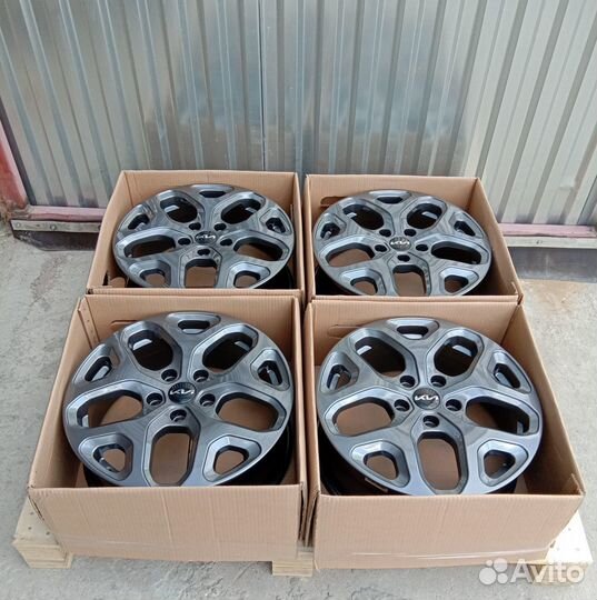 Диски R17 на hyundai creta KIA carnival soul