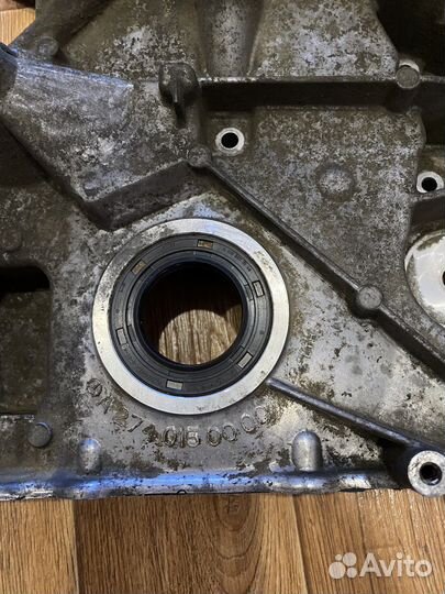 Передняя крышка двс Mercedes m274 274 F213 C205