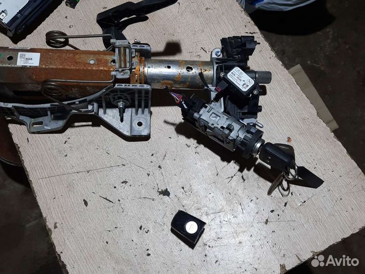 Замок зажигания Opel astra j