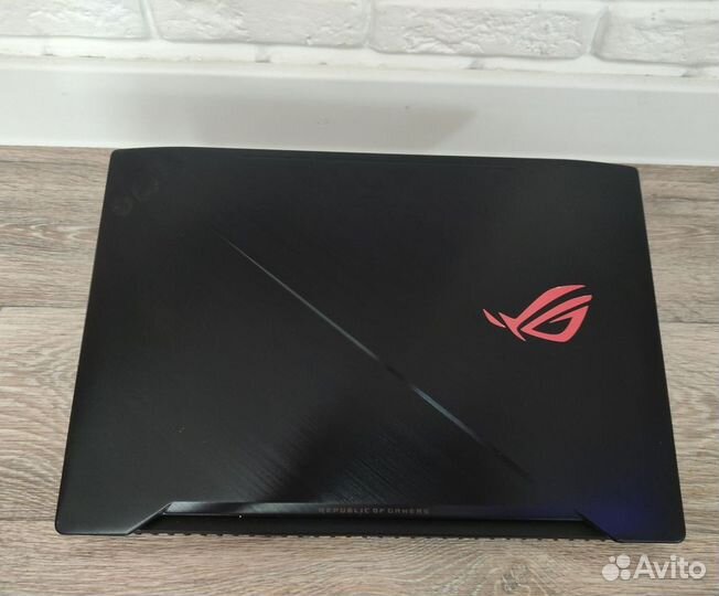 Asus Rog Strix игровой ноутбук