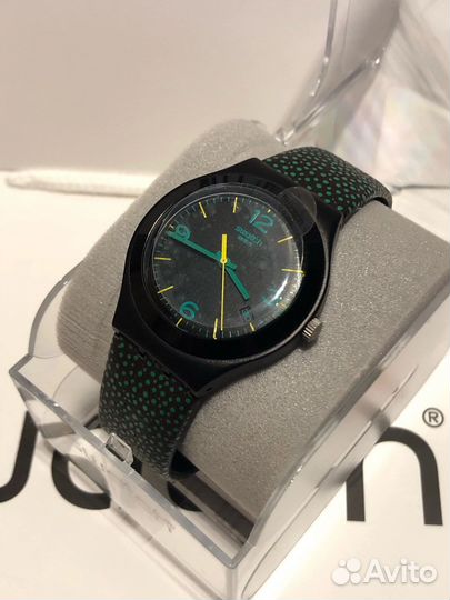 Swatch часы зеленый горох алюминий новые