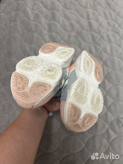 Кроссовки для девочки 27 размер