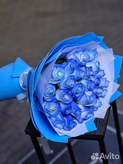 25 синих роз