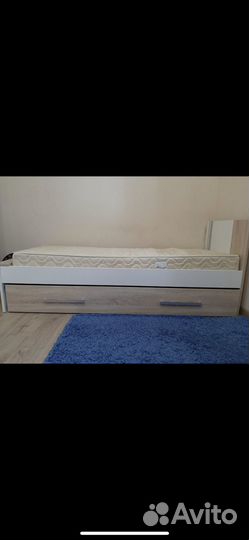 Кровать односпальная