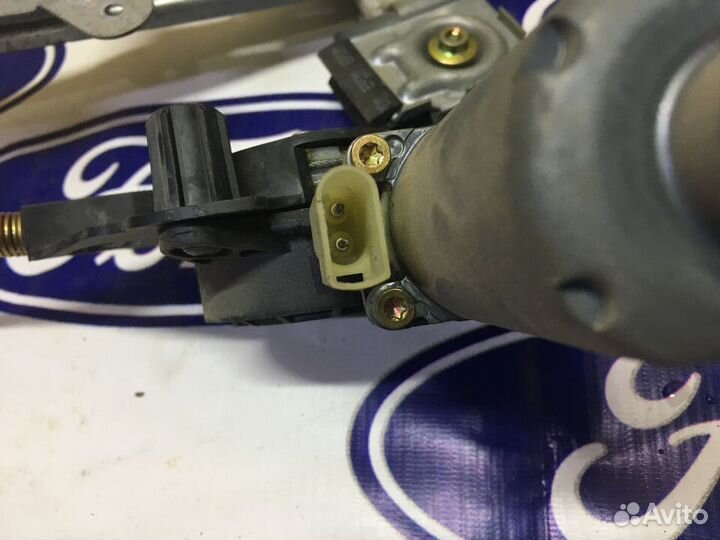 Стеклоподъемник передний Ford Fusion правый