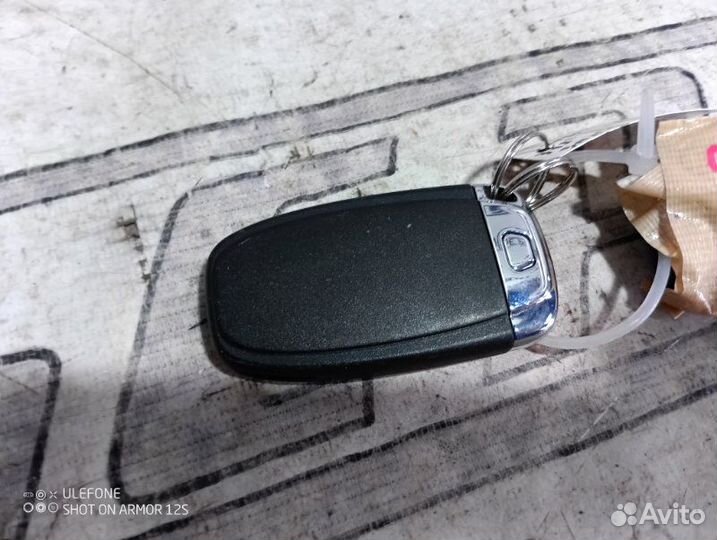 Ключ зажигания Audi A4 B8 2.0 cdnc 2009