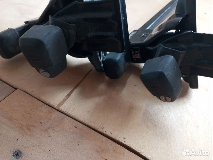 Рейлинги на крышу toyota prius 20