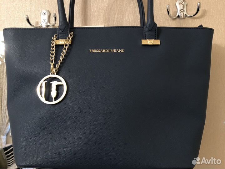 Сумка женская новая The trussardi jeans