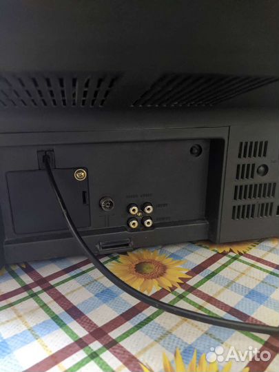 Телевизор JVC