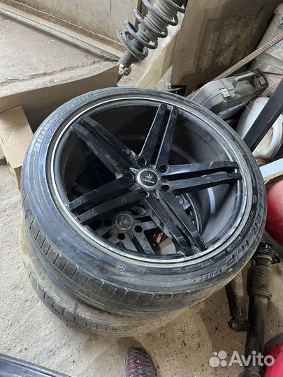 Bridgestone Blizzak Spike-02 SUV 275/40 R20 и 260/45 R20 74