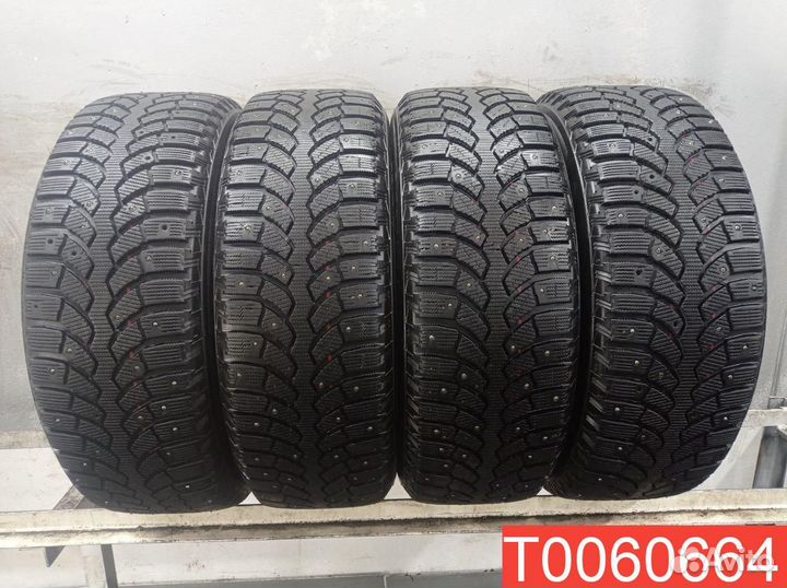 Bridgestone Blizzak Spike-01 215/60 R17 100R