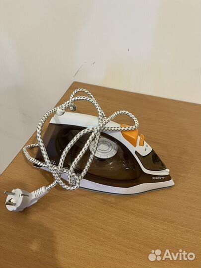 Утюг Scarlett