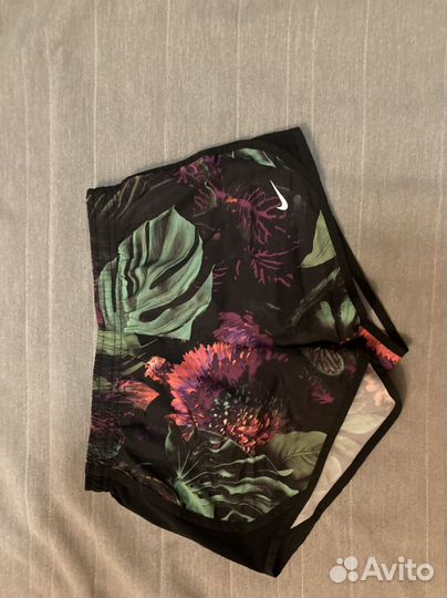 Шорты спортивные nike для девочки размер М