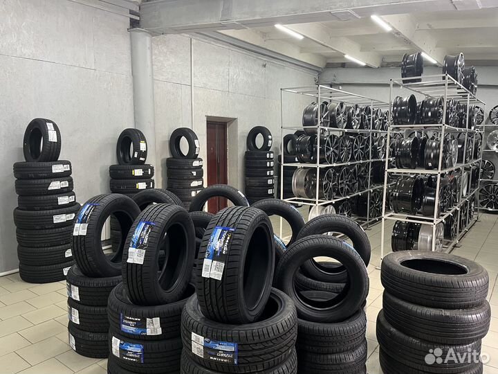 Ikon Tyres Nordman SX3 175/70 R14