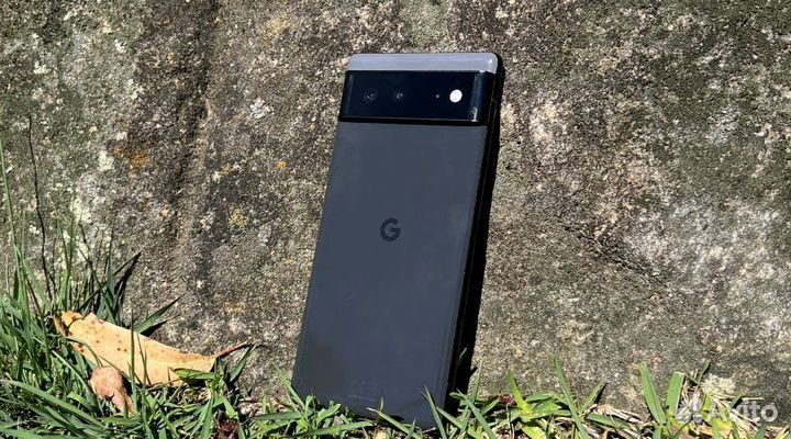 Google Pixel 6a usa black