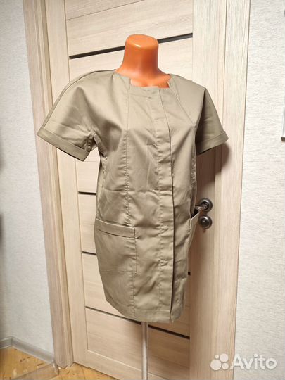 Рубашка медицинская чёрная 42 44