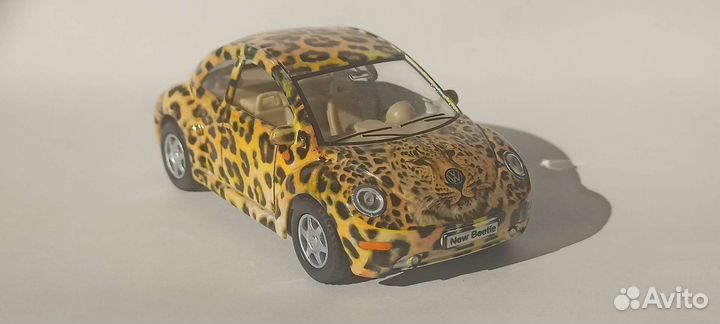 Volkswagen new beetle kinsmart 1:32
