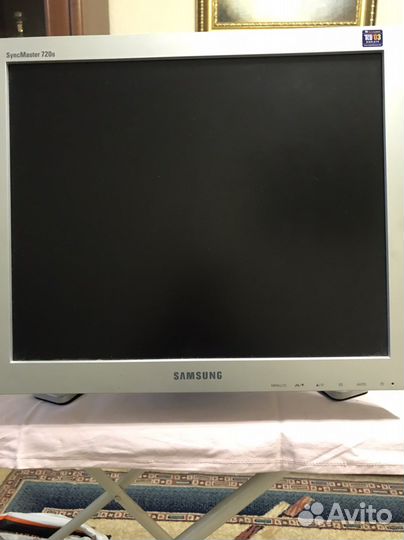 Монитор Samsung