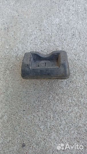 Mercedes W211 W203 лапа домкрата